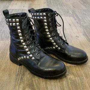 FRYE Rogan Studded Lace 8" Boot, Sz 8M, Black